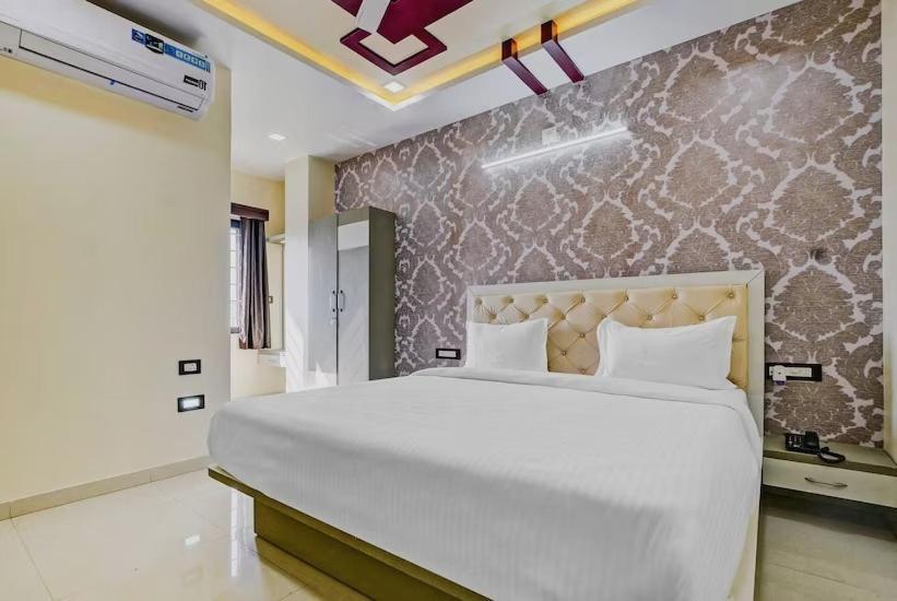 Hotel Sun Palace Udaipur Extérieur photo